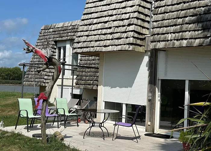 Au Fil De L Eau アパート